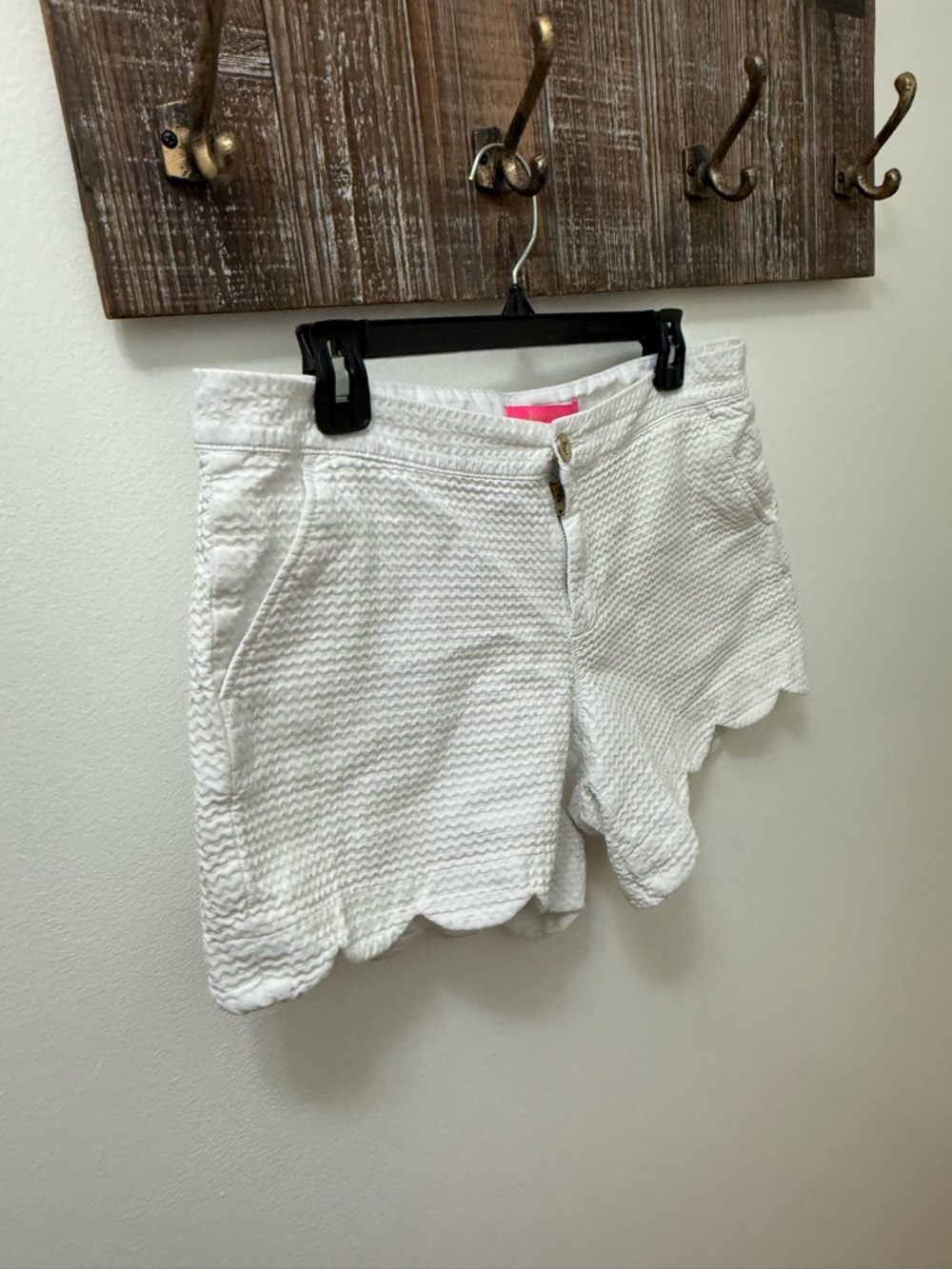 Lilly Pulitzer White Scallop Hem Textured Shorts - Picture 8 of 8